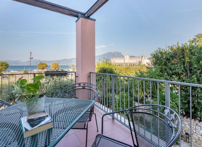 Balcony Photo