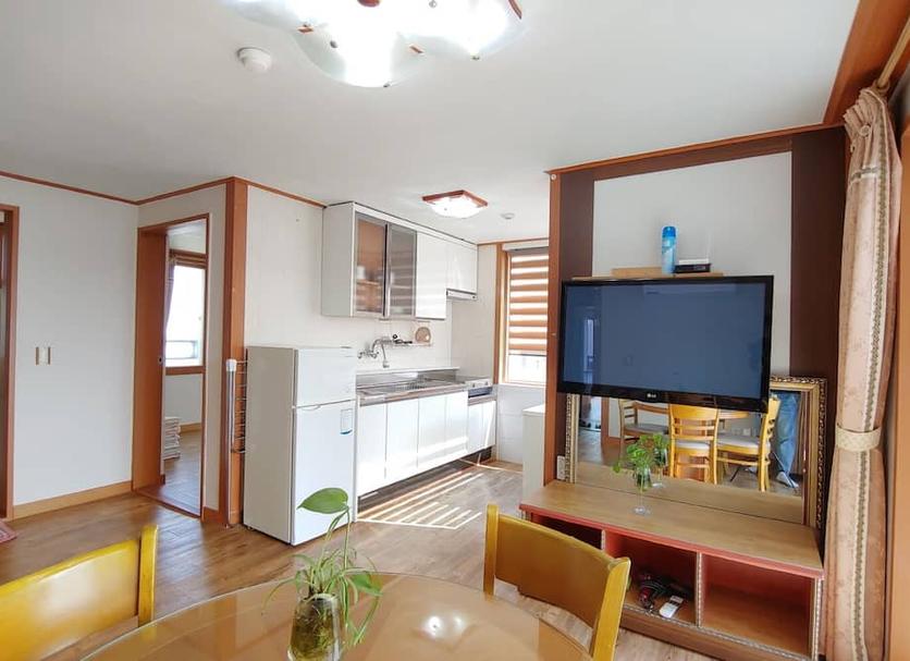 Kitchen Photo