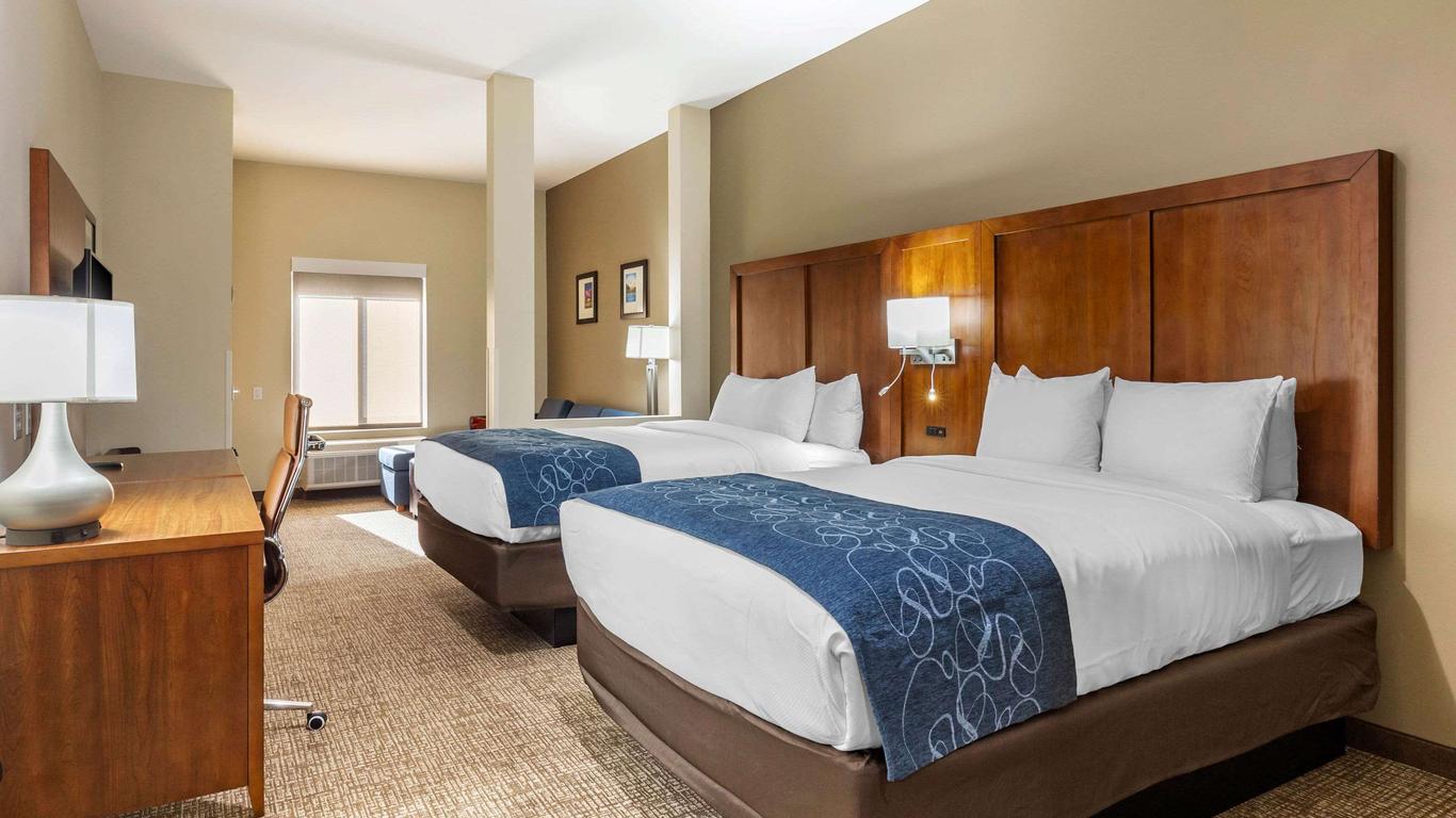 Comfort Suites Greensboro - High Point - hotel rooms