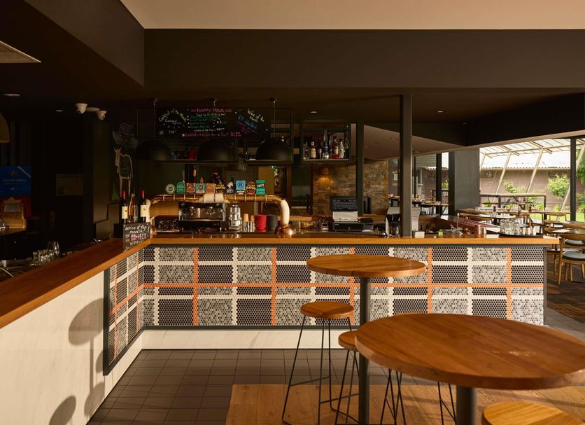 Bar Photo