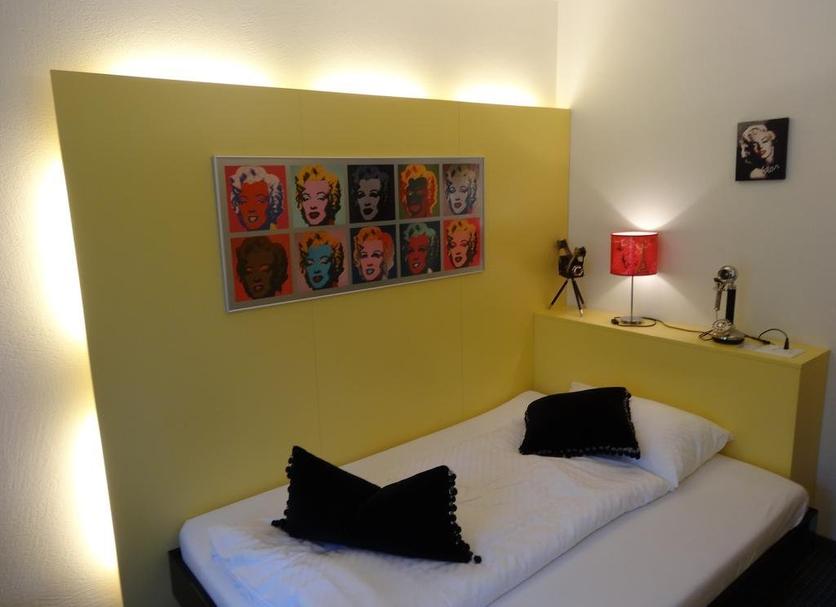 Bedroom Photo