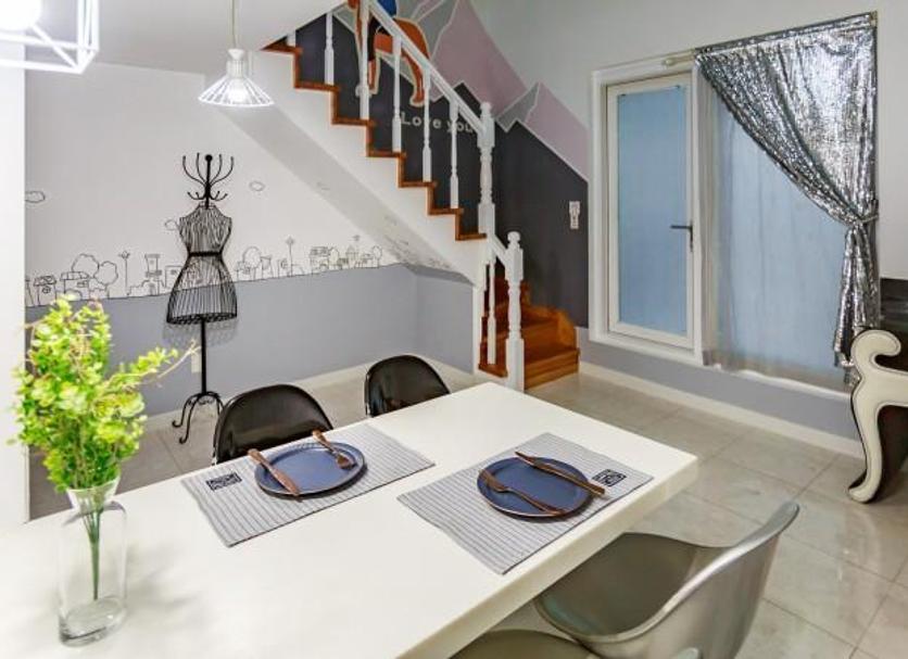 Dining room Photo