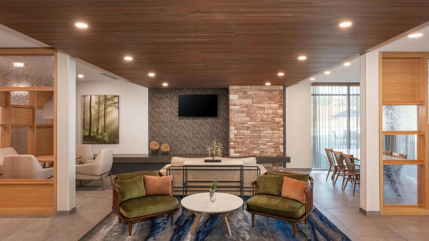 Fairfield by Marriott Inn & Suites Omaha at MH Landing