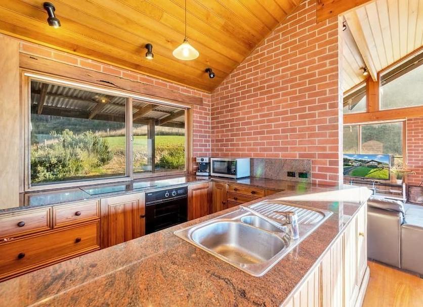 Kitchen Photo