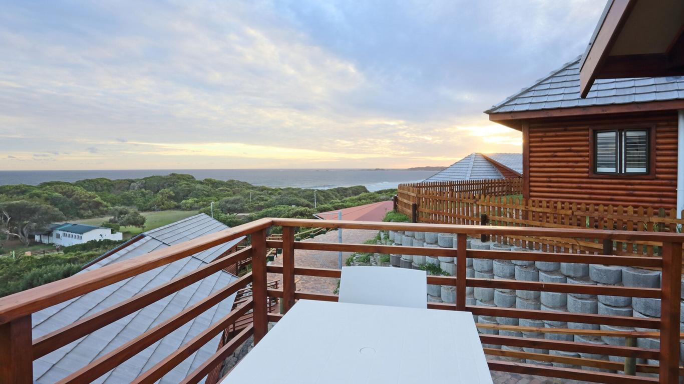 Brenton on Sea Cottages