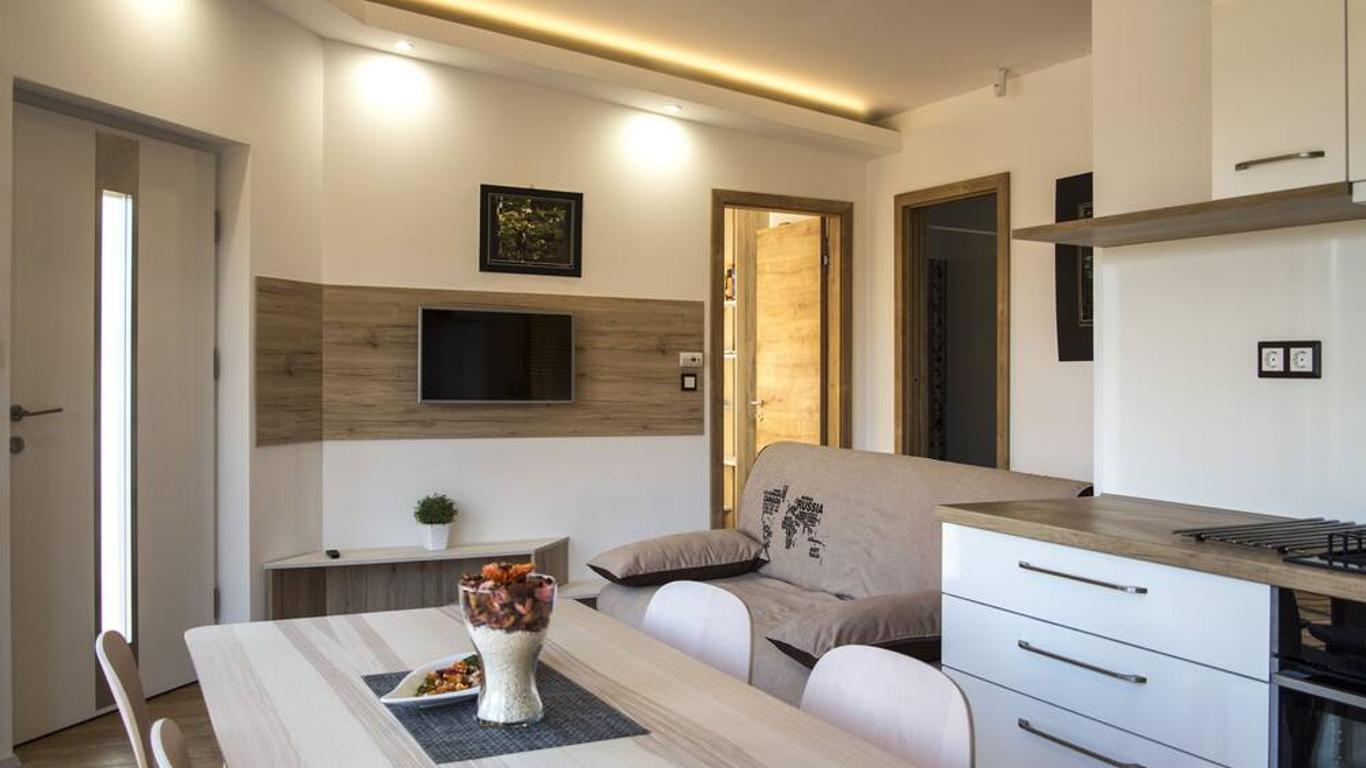 Naturasort Holiday Houses