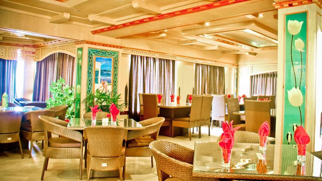 Hotel Metropole