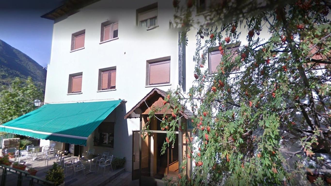 Hostal Fondevila