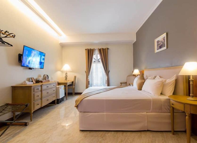 Bedroom Photo