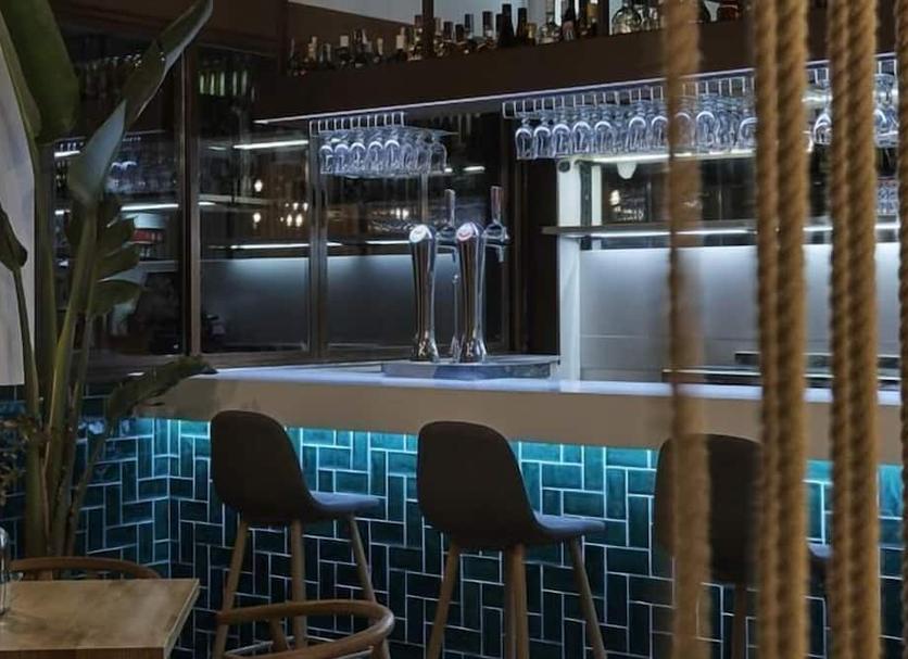 Bar Photo