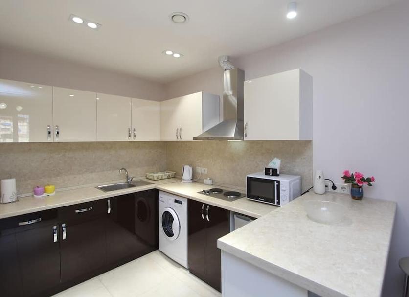 Kitchen Photo