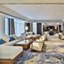 Wonderland Hotel Luxury, Hangzhou: spacious modern lobby lounge with sofas and patterned carpet