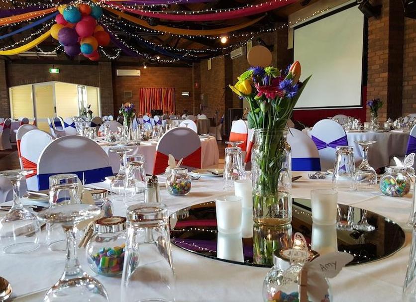 Banquet hall Photo