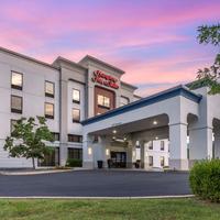 pet friendly hotels louisville ky east