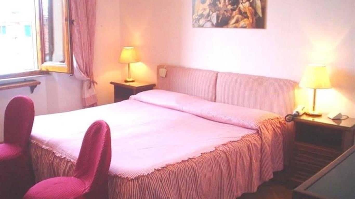 Hotel Touring Internazionale Pistoia