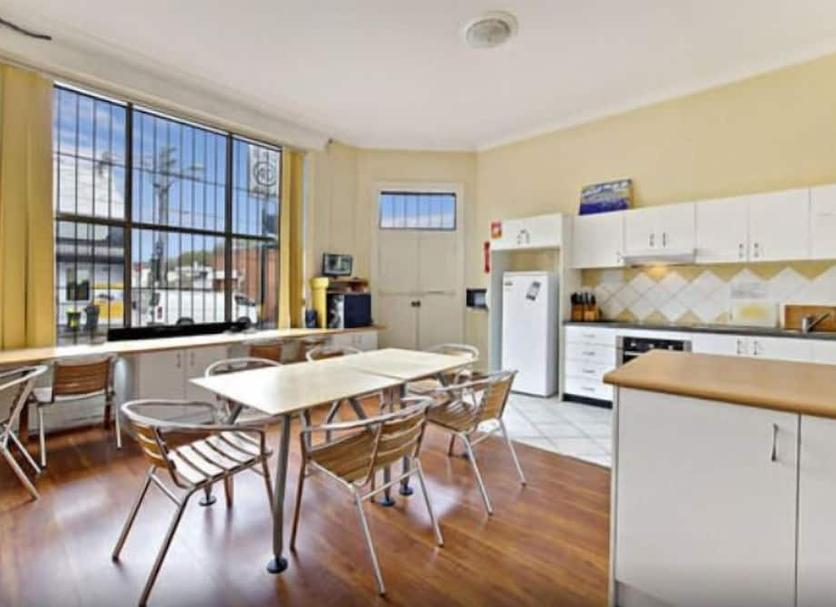 Dining room Photo