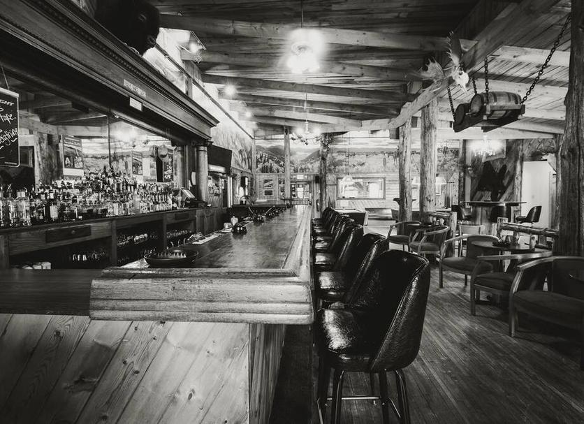Bar Photo