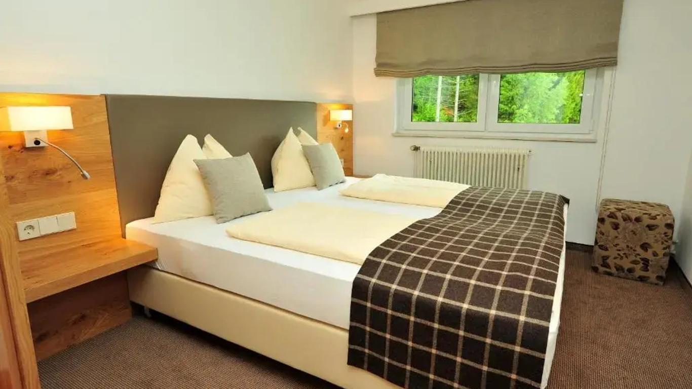 Hotel-Gasthof Strasswirt