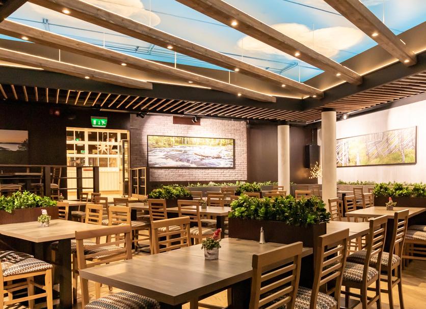 Restaurant Photo