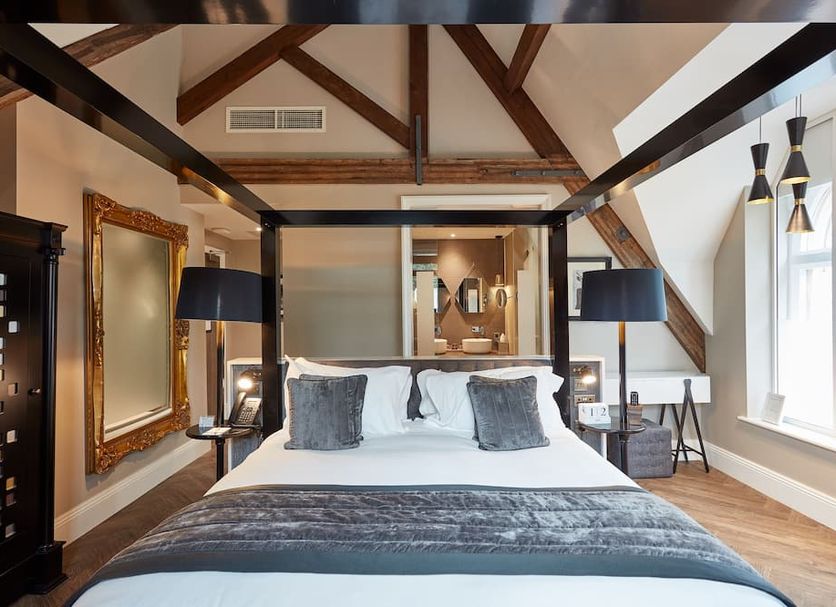 Bedroom Photo