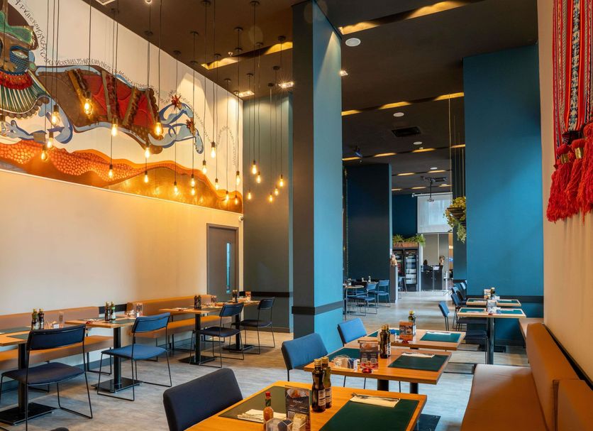 Restaurant Photo