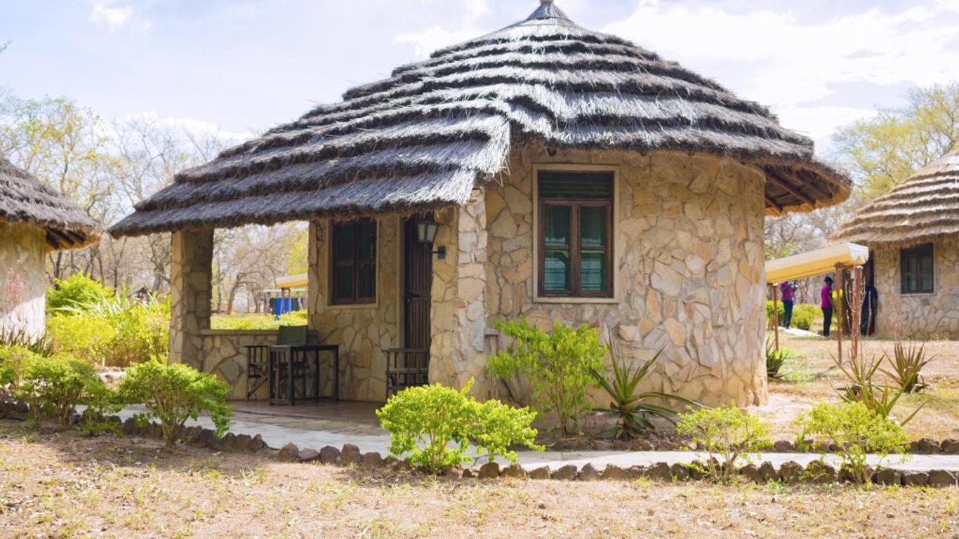 Paraa Safari Lodge