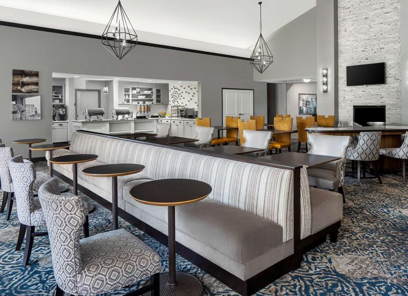Dining room Photo