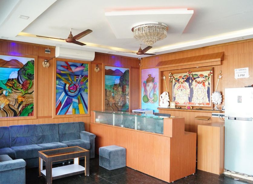 Front desk Photo
