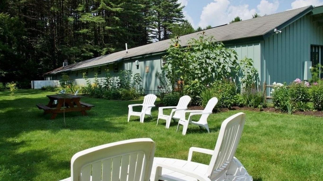 Saratoga Garden Motel
