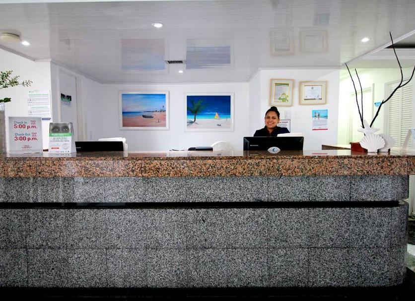 Front desk Photo