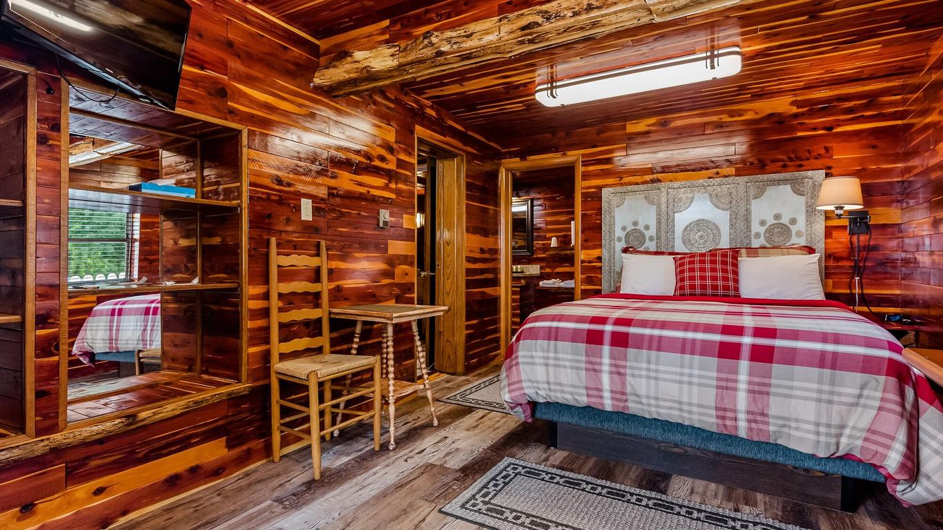 Log Cabin Inn