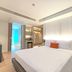 Citrus Sukhumvit 13 Nana Bangkok by Compass Hospitality room with king bed and bright bathroom view