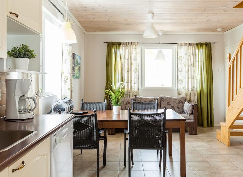 Dining room Photo