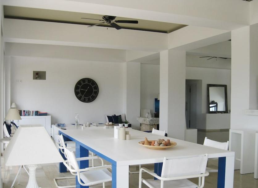 Dining room Photo