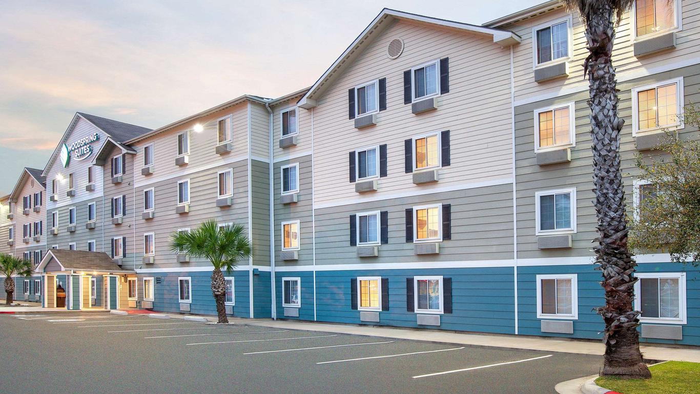 Woodspring Suites Beaumont