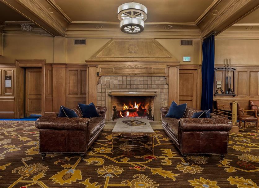 Lounge Photo
