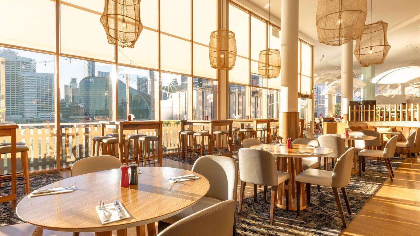 Novotel Sydney on Darling Harbour
