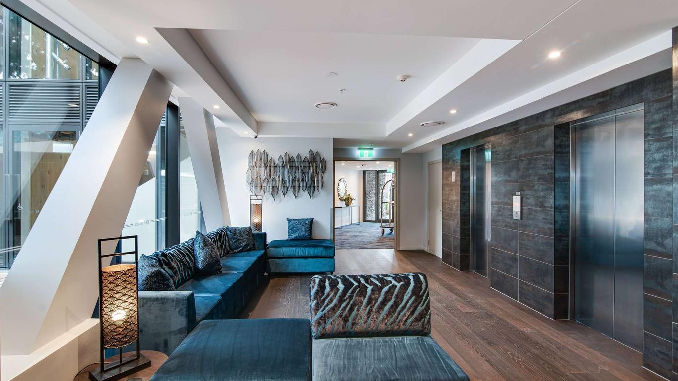 Ramada By Wyndham Queenstown Central