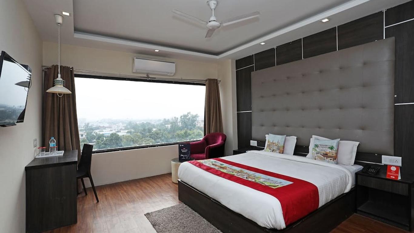 Hotel Grand Harshal