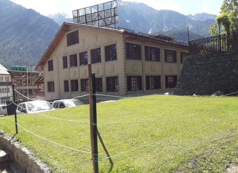 Building Photo