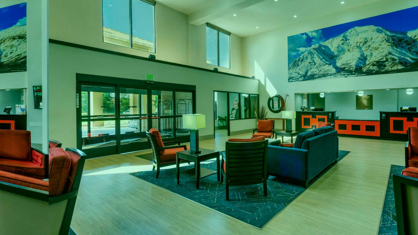 Comfort Suites Ogden Conference Center