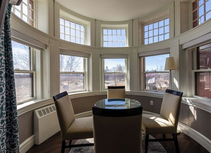 Dining room Photo