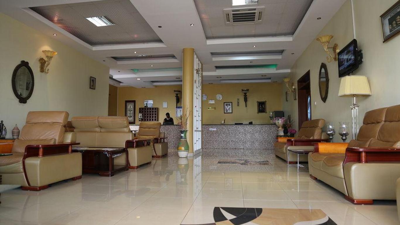 Serene Suites Hotel