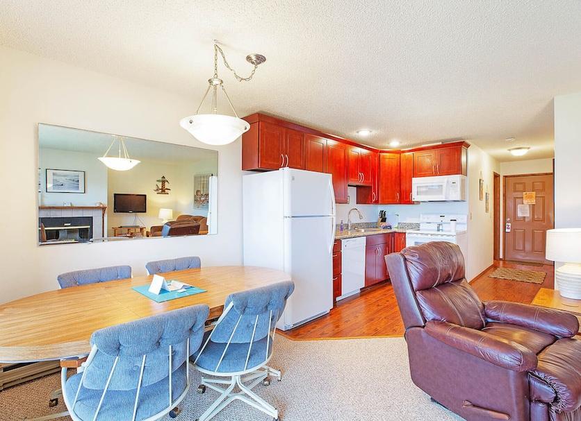 Kitchen Photo