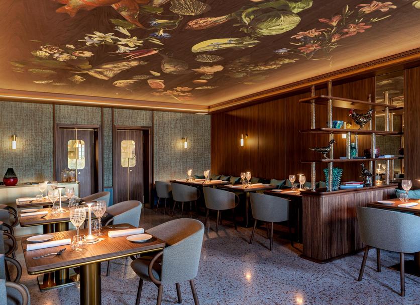 Restaurant Photo
