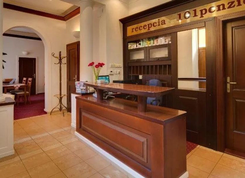 Front desk Photo