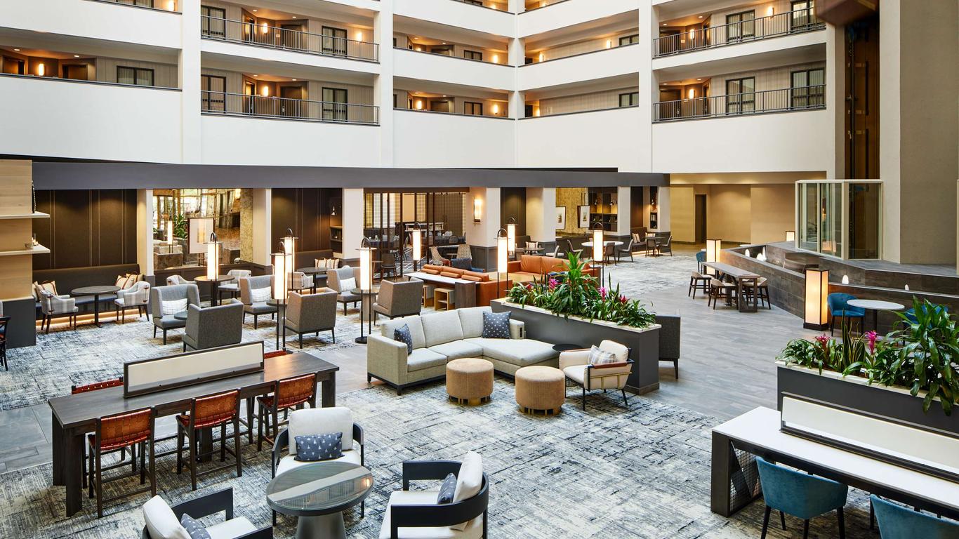 Hilton Charlotte Airport