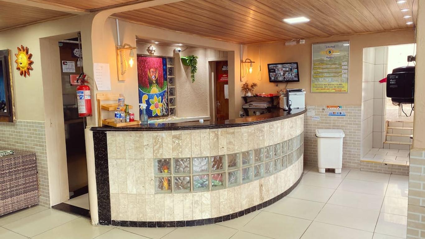Hotel 5 Sóis