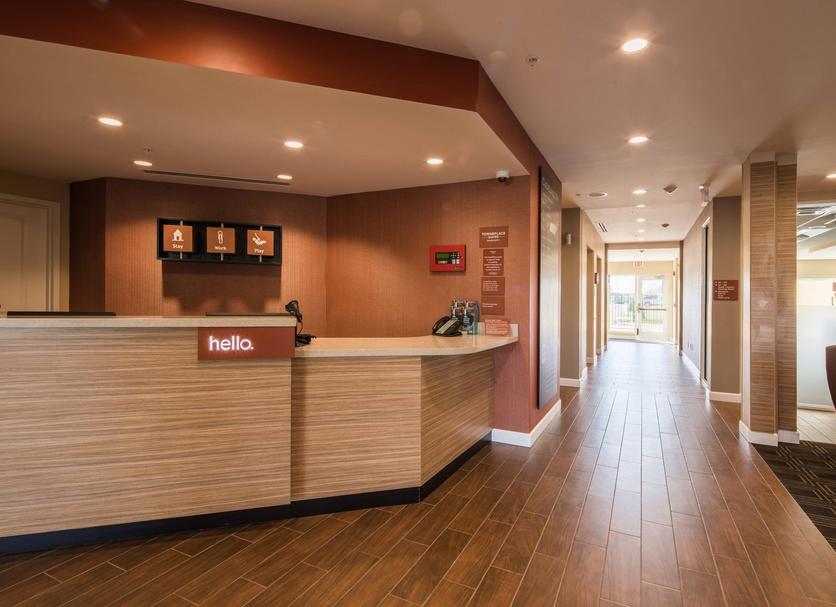 Front desk Photo