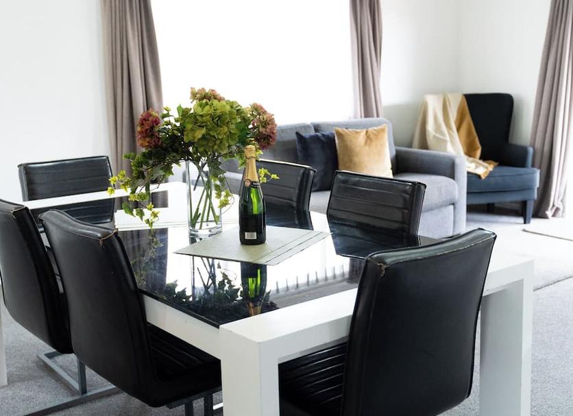 Dining room Photo